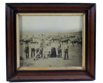 LARGE PHOTO