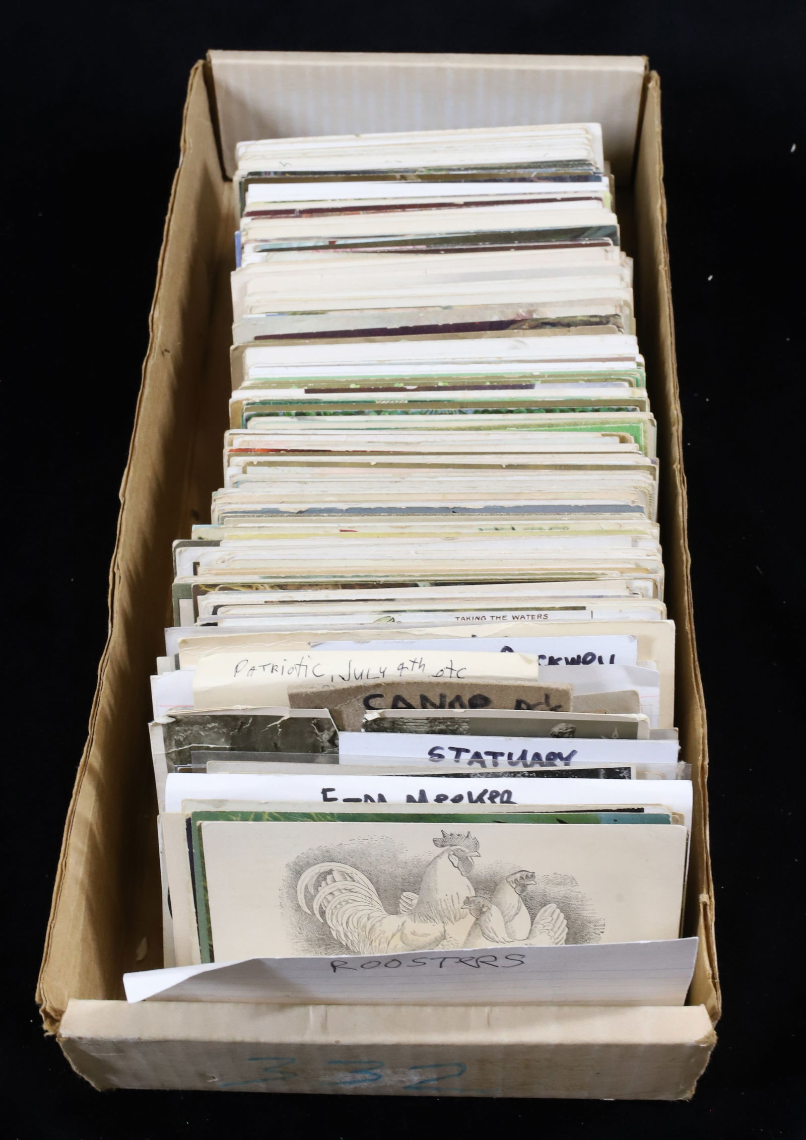 LOT OF (400+) VINTAGE POSTCARDS (1 of 10)