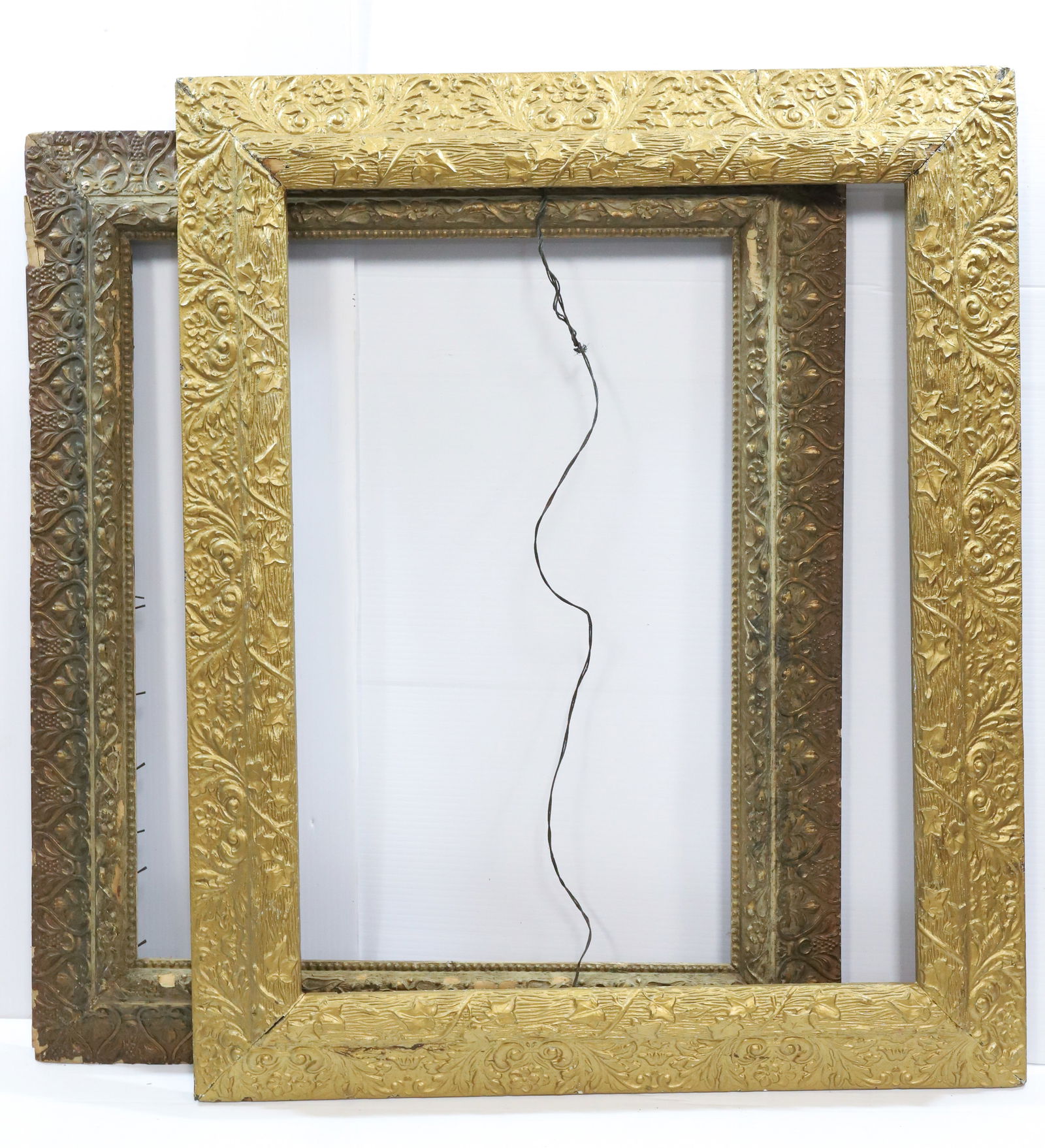 (2) ANTIQUE FRAMES (1 of 4)