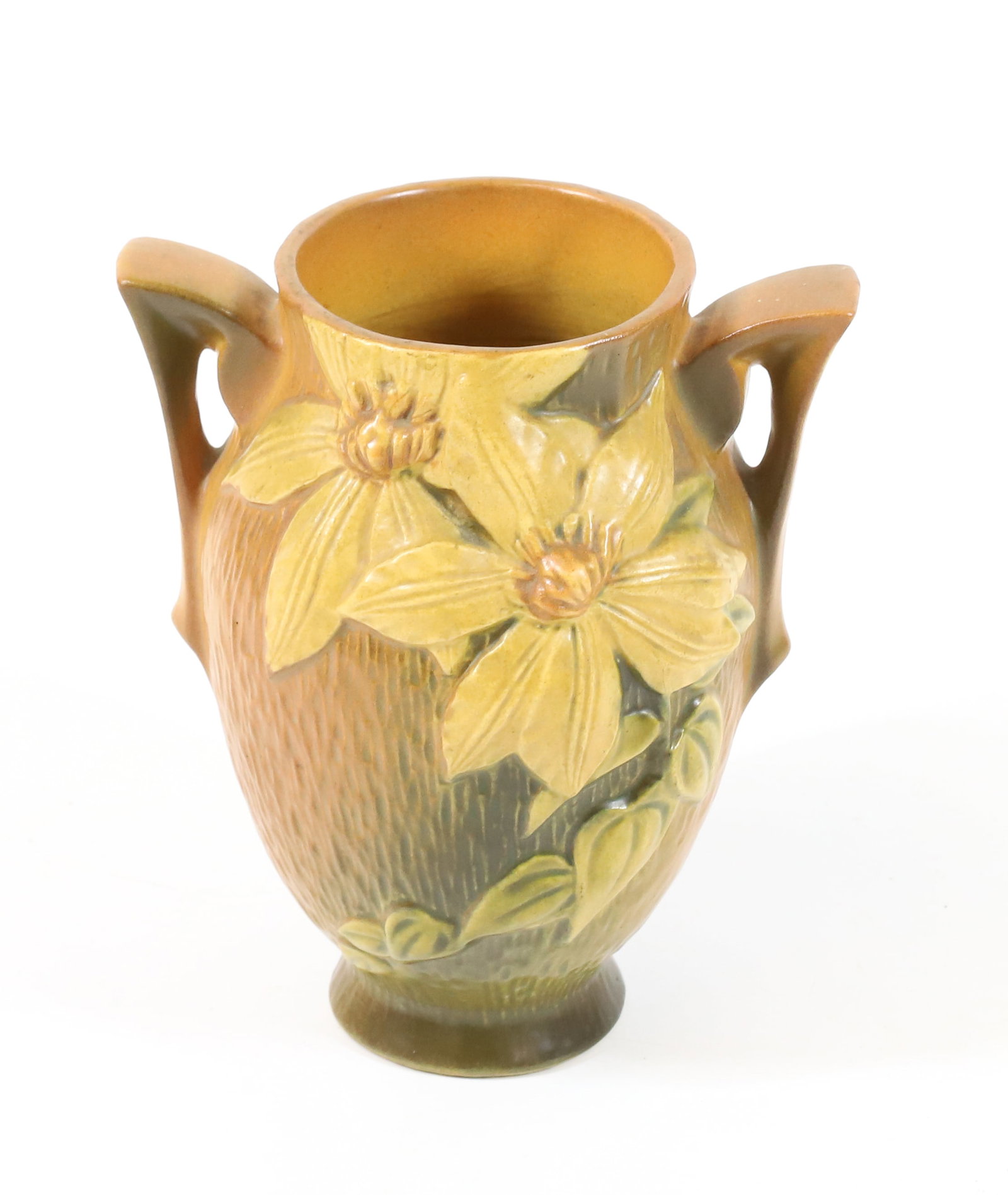 ROSEVILLE VASE: CLEMATIS #102 6" PLEASE READ CAREFULLY -THIS IS AN ONLINE ONLY AUCTION. WE WILL BE TAKING ABSENTEE AND PHONE BIDS ALSO. Terms for Purchasing and Shipping of Auction Items. Please read carefully before