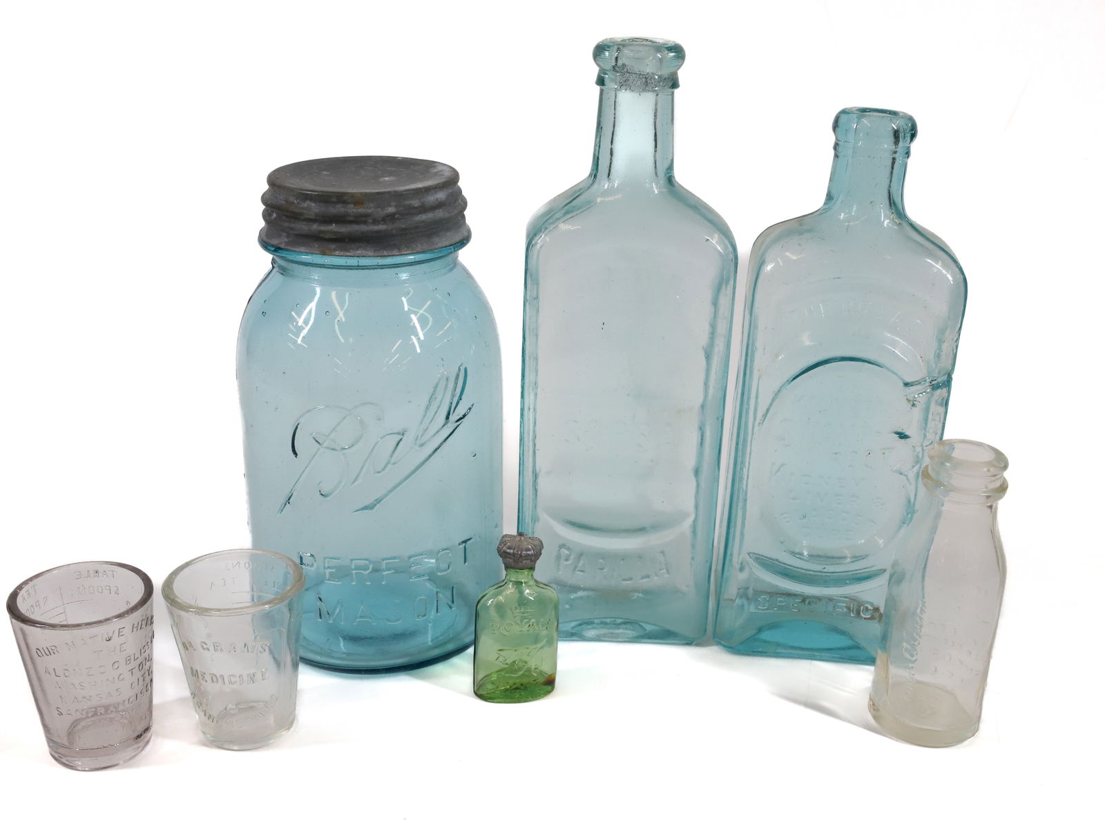 LOT OF VINTAGE BOTTLES (1 of 9)