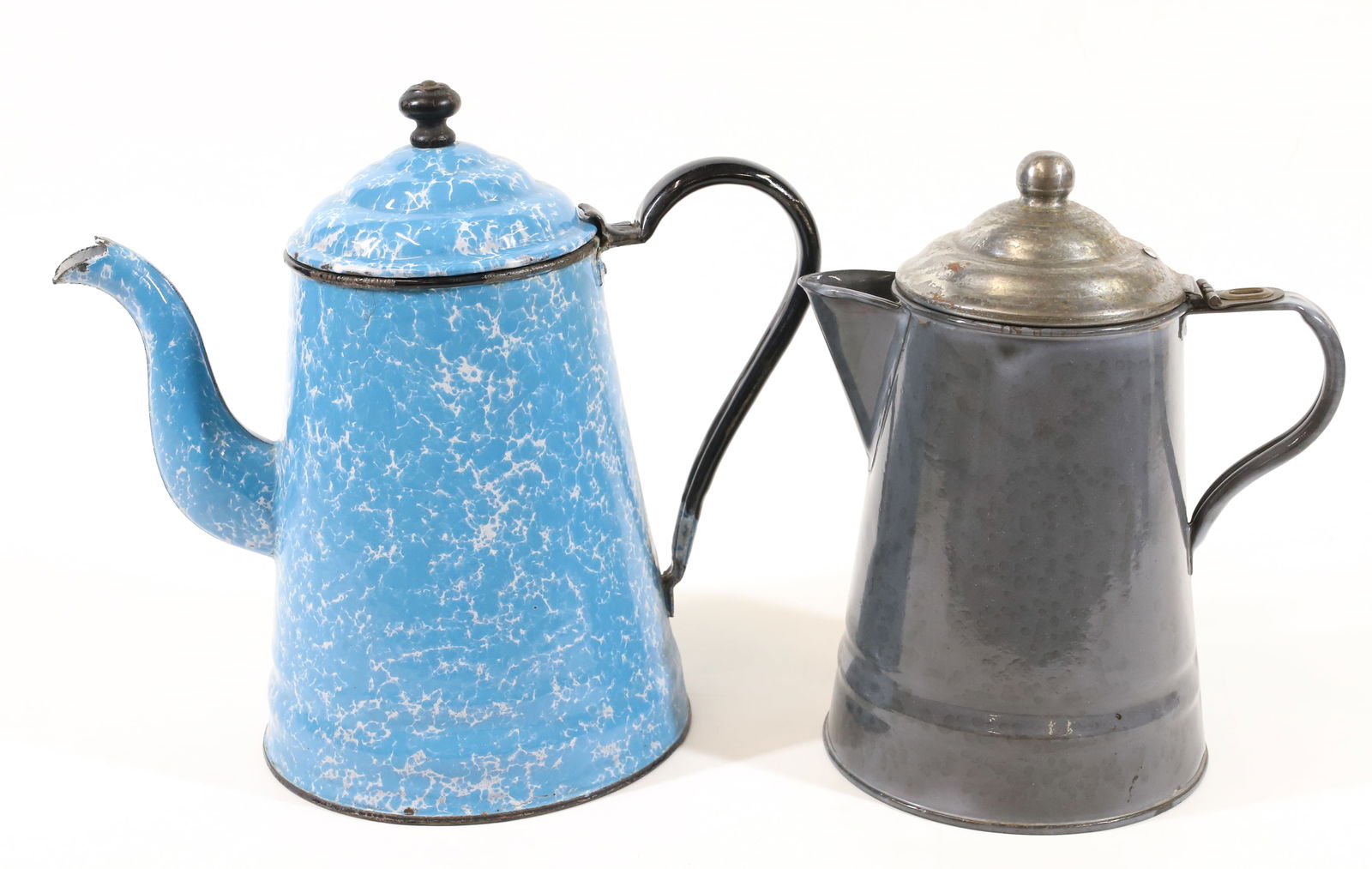 AGATEWARE COFFEE AND TEAPOT (1 of 5)