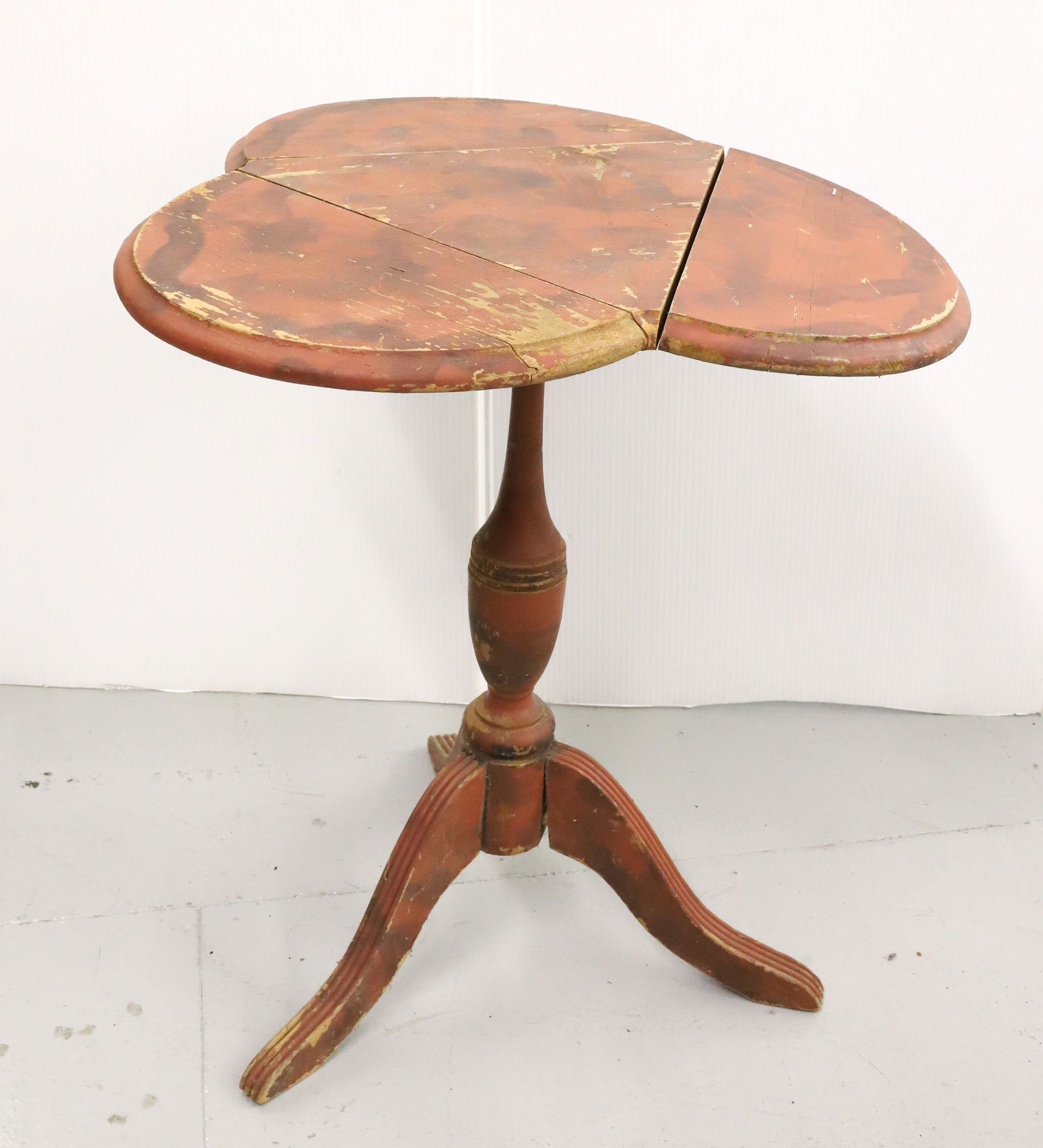 PAINT DECORATED SIDE TABLE (1 of 5)