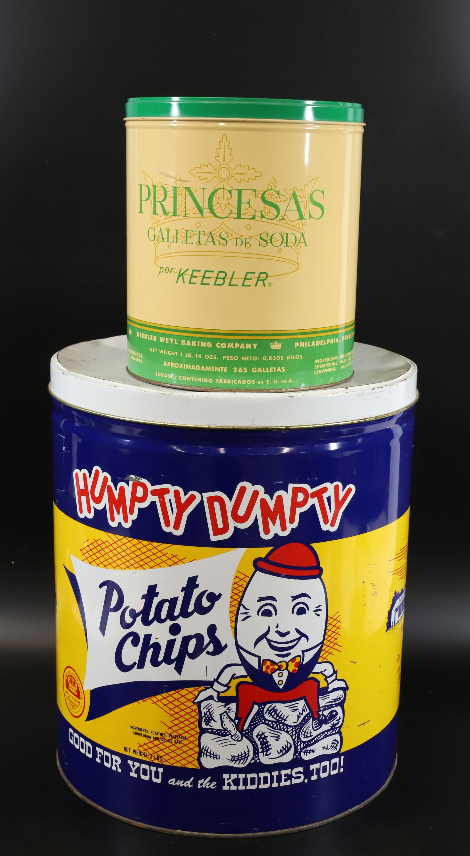 PAIR OF ADVERTISING TINS (1 of 4)