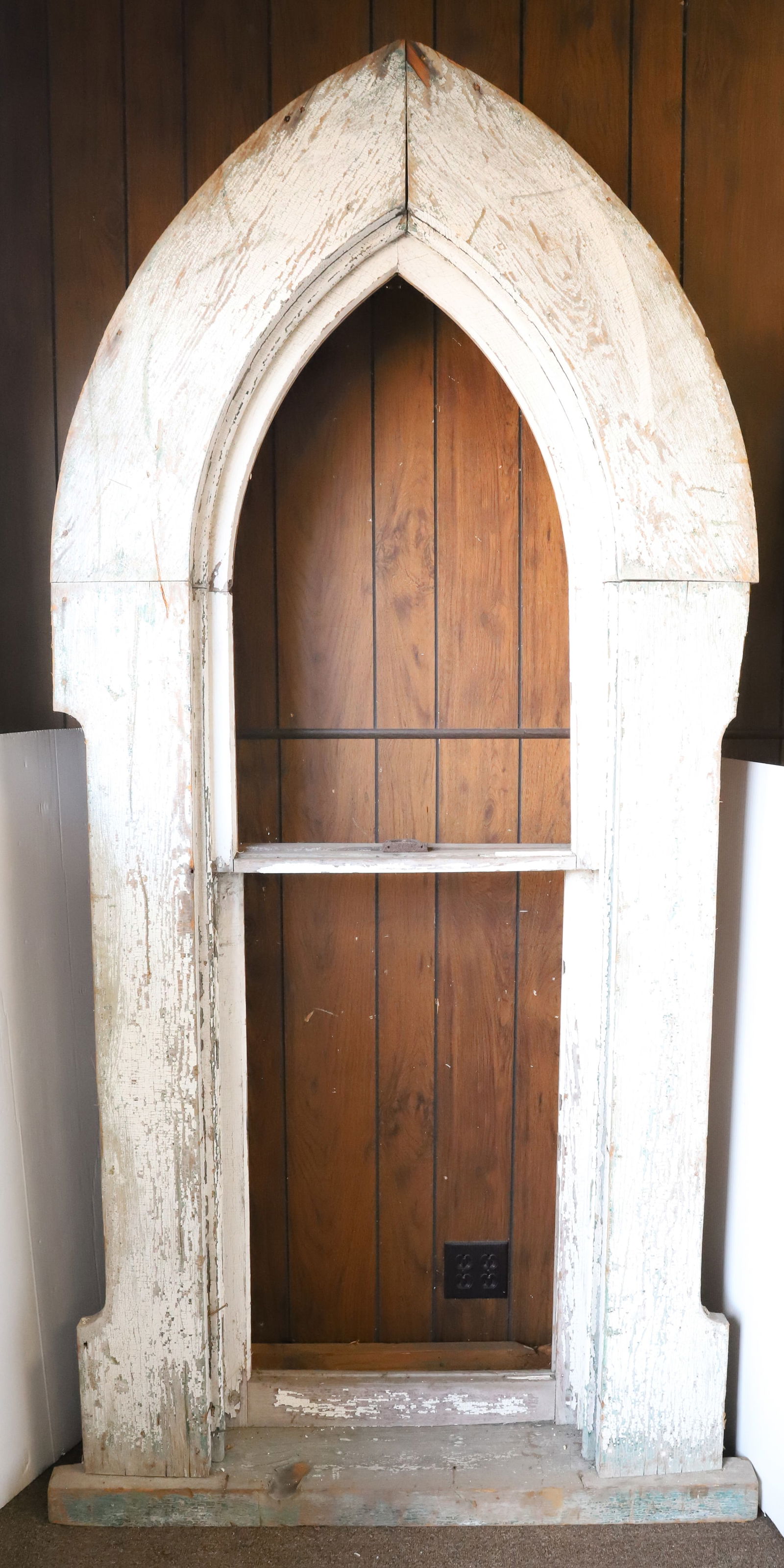 ANTIQUE CHURCH WINDOW FRAME (1 of 4)