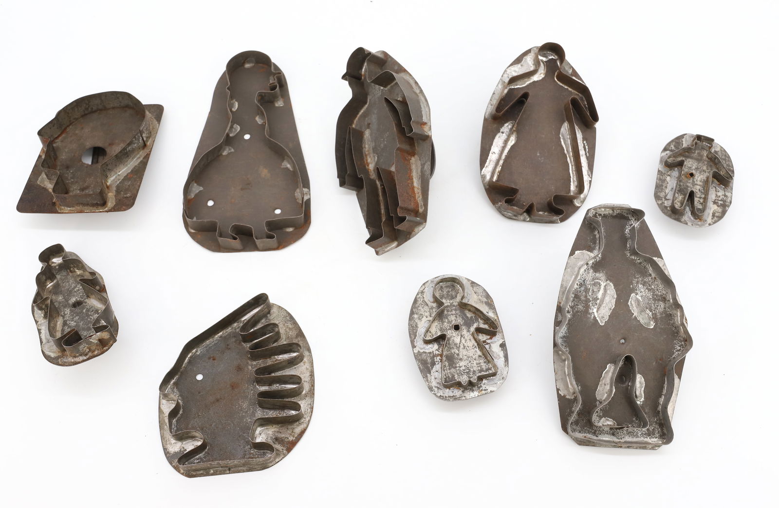 LOT OF ANTIQUE "PEOPLE" COOKIE CUTTERS (1 of 4)