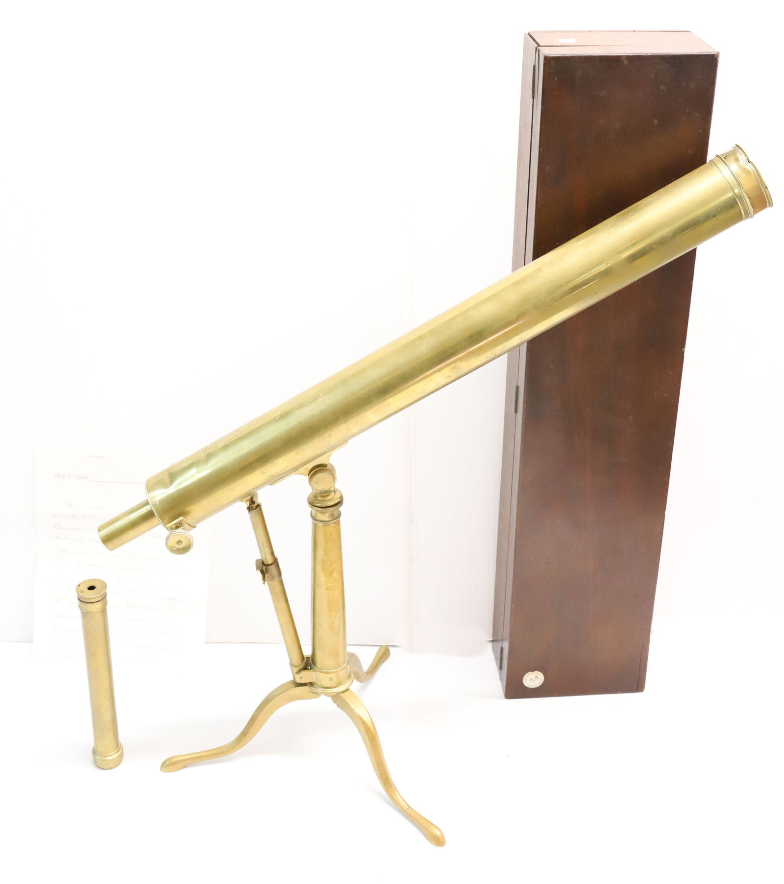 18TH CENTURY REFRACTING TELESCOPE (1 of 6)