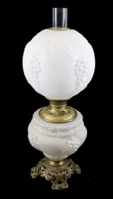 VICTORIAN PARLOR LAMP