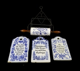 (4) BLUE ONION ROLLING PIN AND CUTTING BOARDS