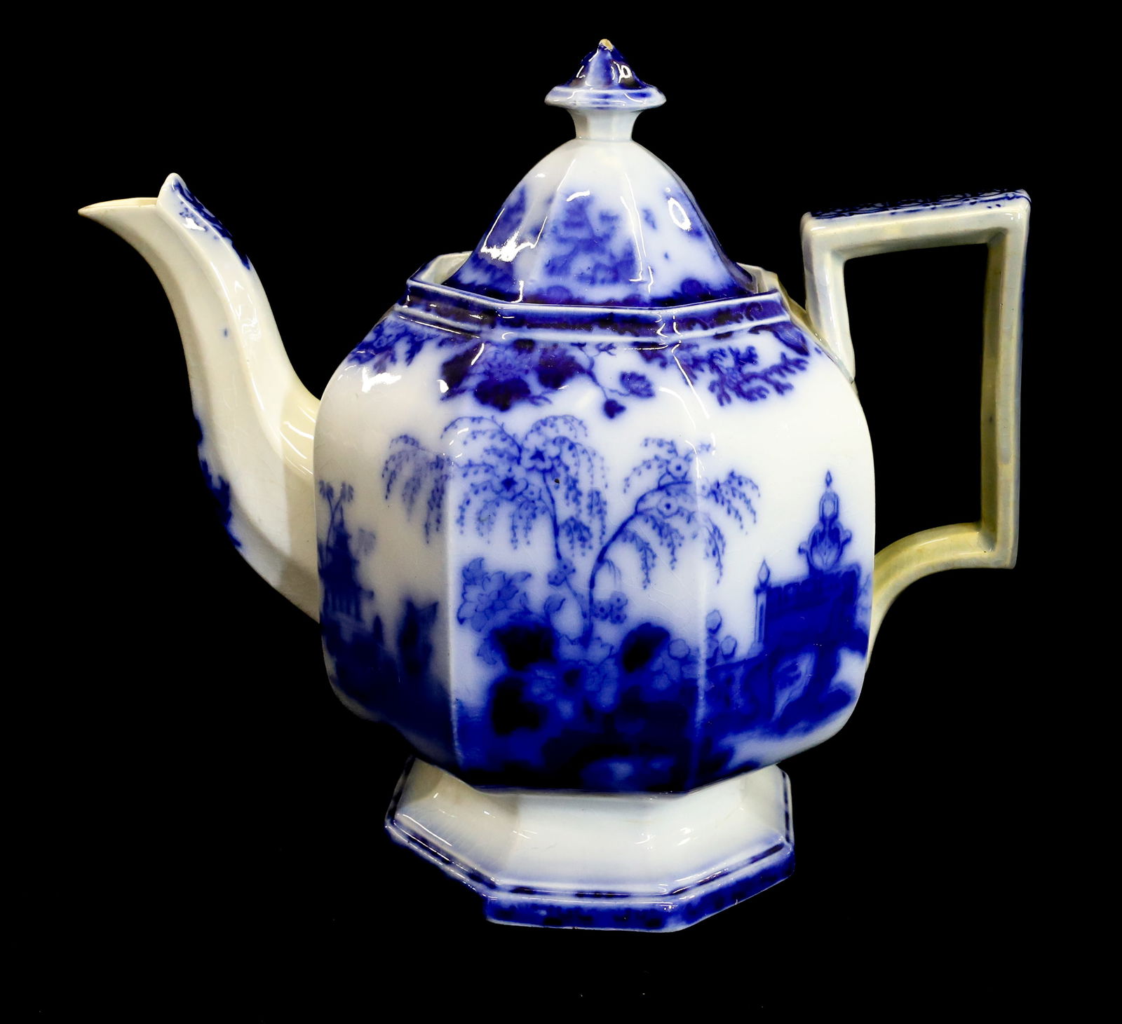 FLOW BLUE SCINDE TEAPOT (1 of 4)