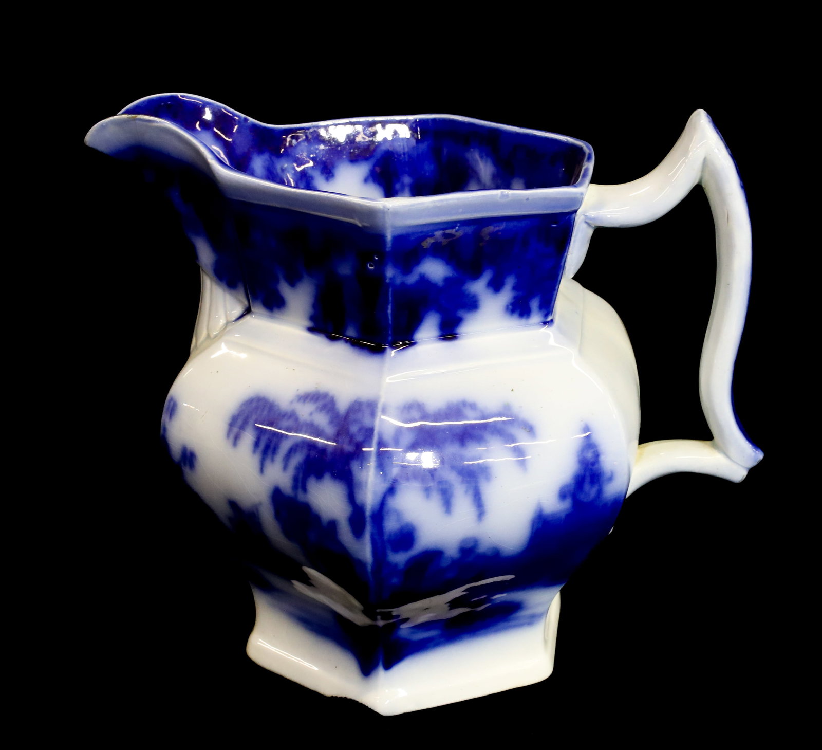FLOW BLUE SCINDE PITCHER (1 of 5)