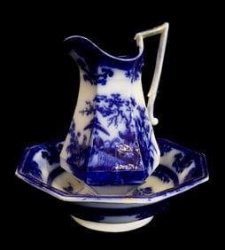 (2) FLOW BLUE AMOY PITCHER AND BOWL