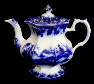 FLOW BLUE TEAPOT BEAUTIES OF CHINA