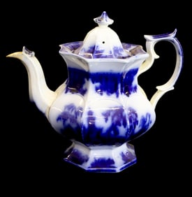 FLOW BLUE TEAPOT