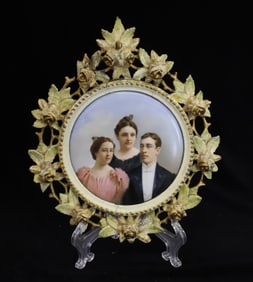 MINIATURE GROUP PORTRAIT