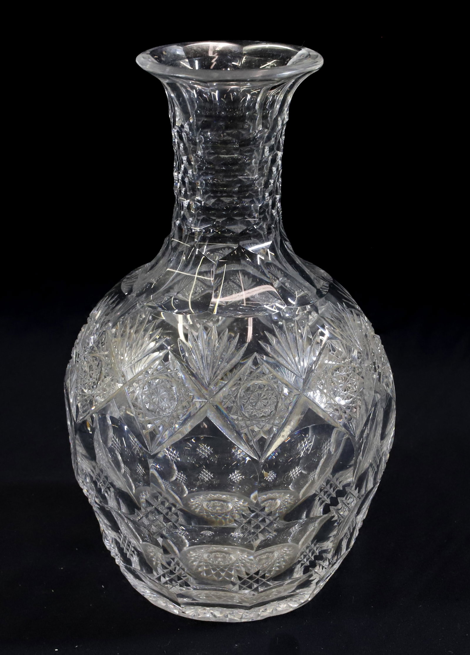 SINCLAIR CUT GLASS: AMERICAN BRILLIANT CUT GLASS WINE CARAFE BY SINCLAIR MARKED ON EDGE OF BASE 8 3/4"H X 5" PLEASE READ CAREFULLY - Terms for Purchasing and Shipping of Auction Items. Please read carefully before biddin