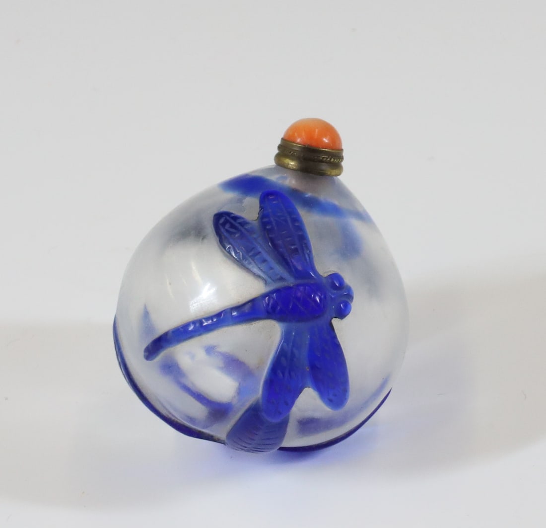 PEKING SNUFF BOTTLE (1 of 4)