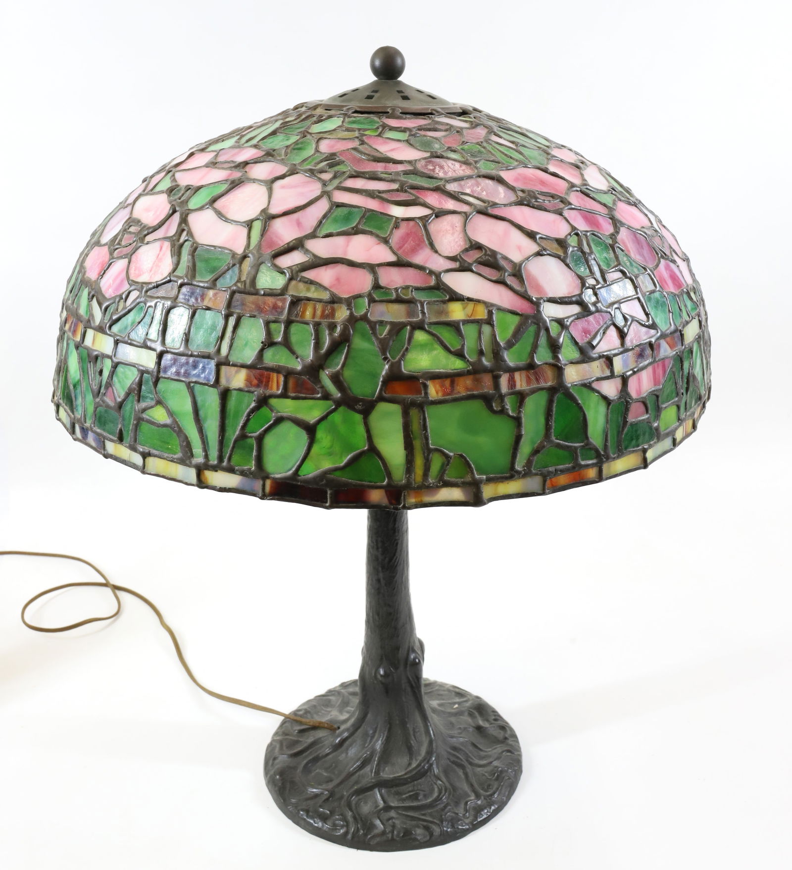 TIFFANY STYLE LEADED GLASS TABLE LIGHT (1 of 6)