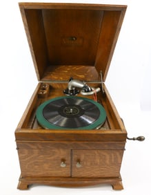 VICTOR VICTROLA