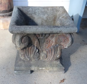 (2) GARDEN PLANTERS