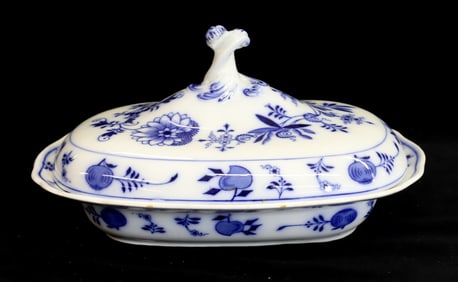 MEISSEN COVERED VEGETABLE