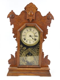 VICTORIAN GINGERBREAD CLOCK