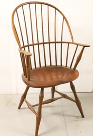 WINDSOR CHAIR