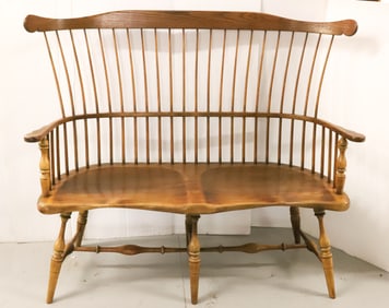 WINDSOR SETTEE