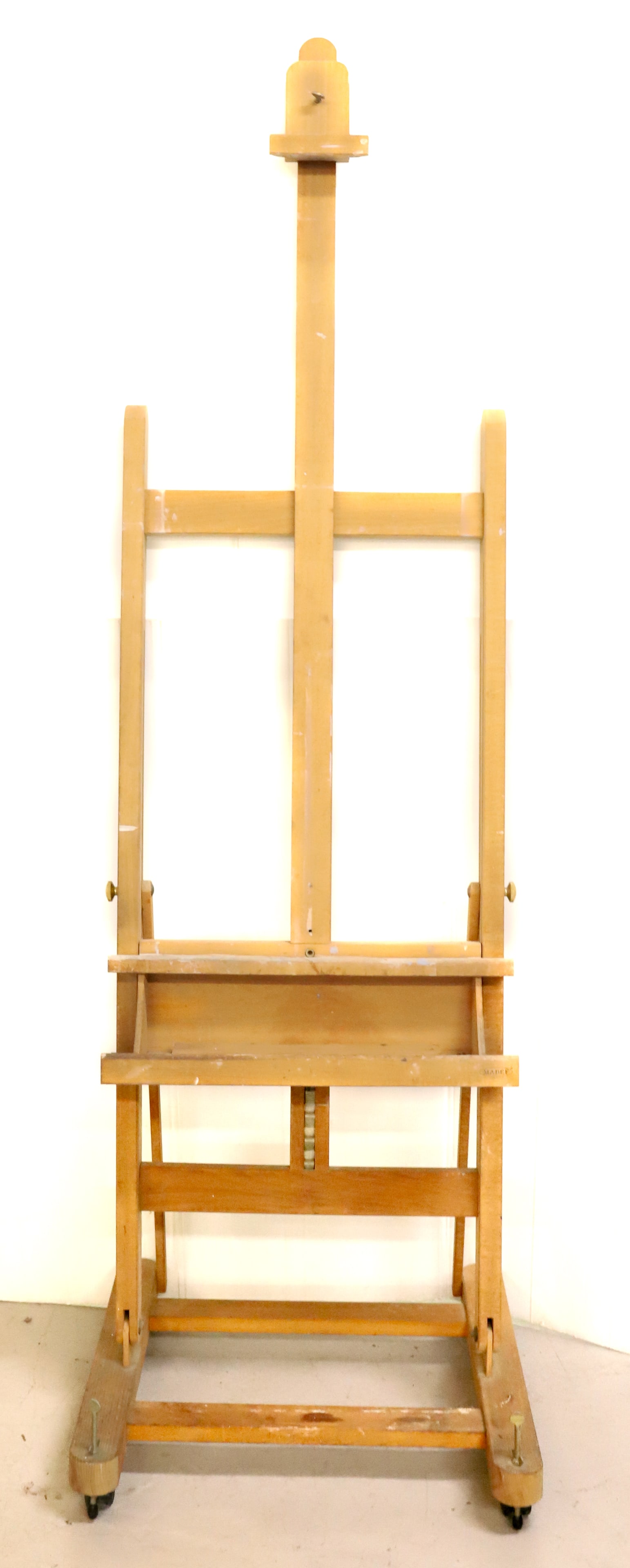 ARTIST EASEL: MAPLE HARDWOOD, HEIGHT,WIDTH ADJUSTMENTS ON WHEELED BASE 82"H X 26" X 24" PLEASE READ CAREFULLY - Terms for Purchasing and Shipping of Auction Items. Please read carefully before bidding. All payments