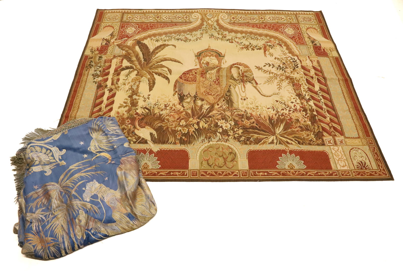 CONTEMPORARY TAPESTRY BEDSPREAD AND TAPESTRY (1 of 6)