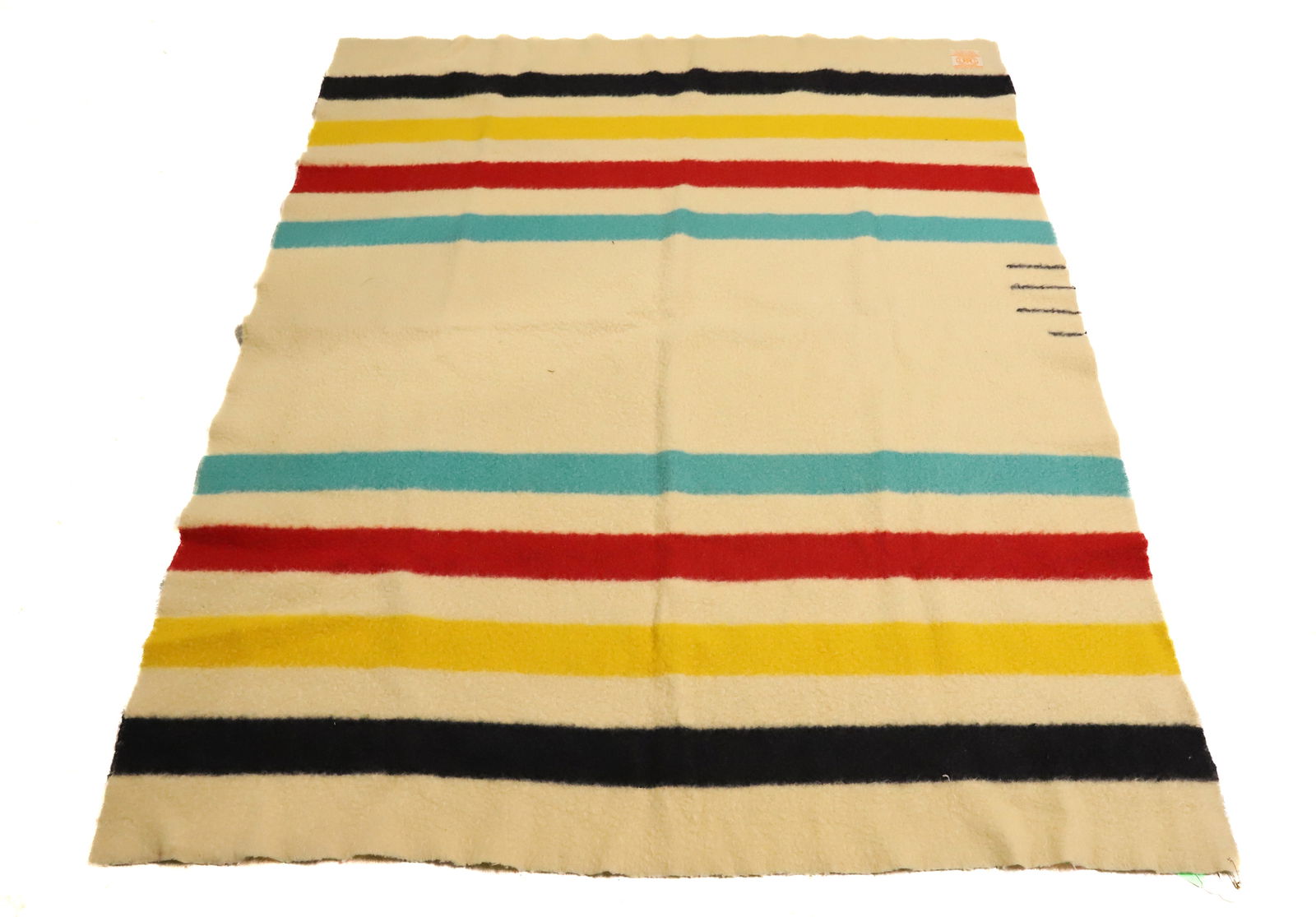 VINTAGE HUDSON BAY BLANKET (1 of 3)