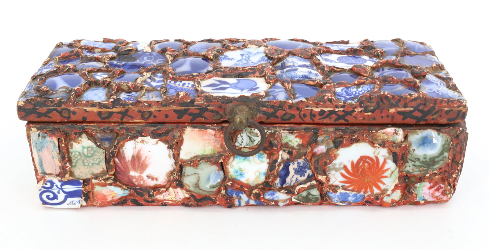 UNUSUAL MEMORY ART DRESSER / GLOVE BOX: DECORATED EXTERIOR OF PYROGRAPHY GLOVE BOX. 12" LENGTH. PLEASE READ CAREFULLY - Terms for Purchasing and Shipping of Auction Items. Please read carefully before bidding. All payments for purchases wil