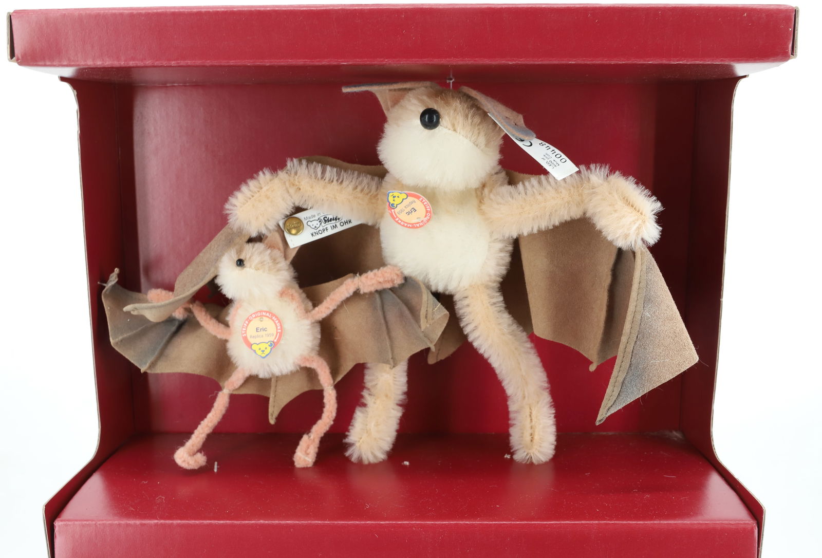 VINTAGE STEIFF (2) BATS: MUSEUM COLLECTION TWO BATS 1991 BUTTONS AND TAGS 7" PLEASE READ CAREFULLY - Terms for Purchasing and Shipping of Auction Items. Please read carefully before bidding. All payments for purchases will be