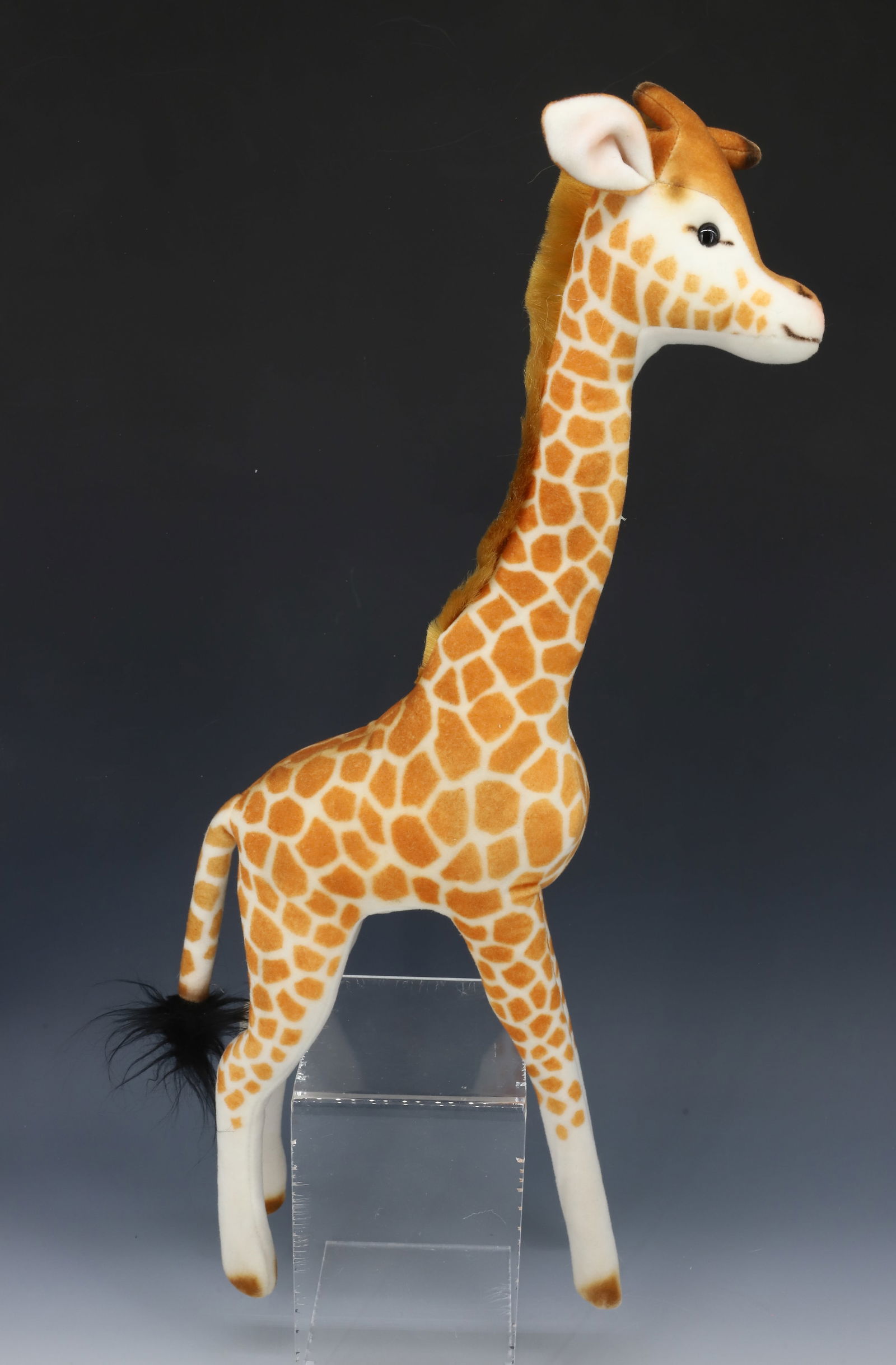 VINTAGE STEIFF GIRAFFE: GIRAFFE MOHAIR 24" BUTTON AND TAG PLEASE READ CAREFULLY - Terms for Purchasing and Shipping of Auction Items. Please read carefully before bidding. All payments for purchases will be made through Live