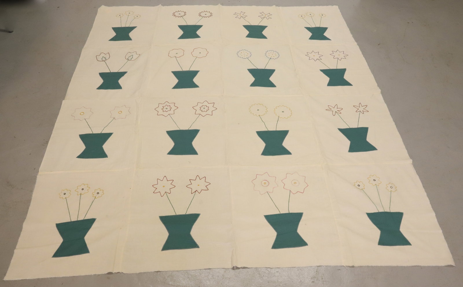 VINTAGE QUILT TOP: FOLKY FLOWERS IN BASKET. 75" X 70". PLEASE READ CAREFULLY - Terms for Purchasing and Shipping of Auction Items. Please read carefully before bidding. All payments for purchases will be made through Li