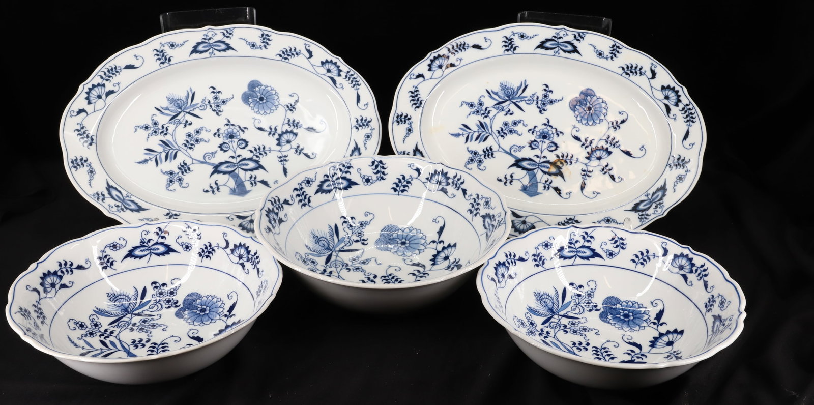 (5) BLUE DANUBE PATTERN PORCELAIN BOWLS./PLATTERS: THREE SERVING BOWLS AND TWO PLATTERS BLUE DANUBE JAPAN (2) 9' DIA, 10" DIA, (2) 10" X 14 1/2" PLEASE READ CAREFULLY - Terms for Purchasing and Shipping of Auction Items. Please read carefully before b