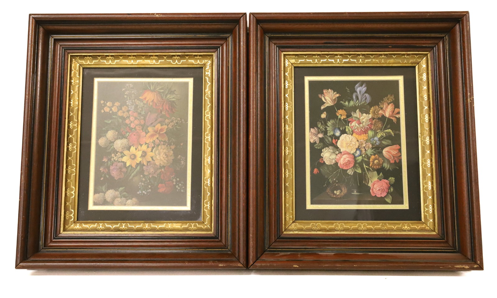 (2) VINTAGE FRAMED FLORAL PRINTS WALNUT FRAMES: (2) VICTORIAN WALNUT FRAMES WITH STILL LIFE FLORAL PRINTS 15 1/4" X 13 1/4 PLEASE READ CAREFULLY - Terms for Purchasing and Shipping of Auction Items. Please read carefully before bidding. All payment