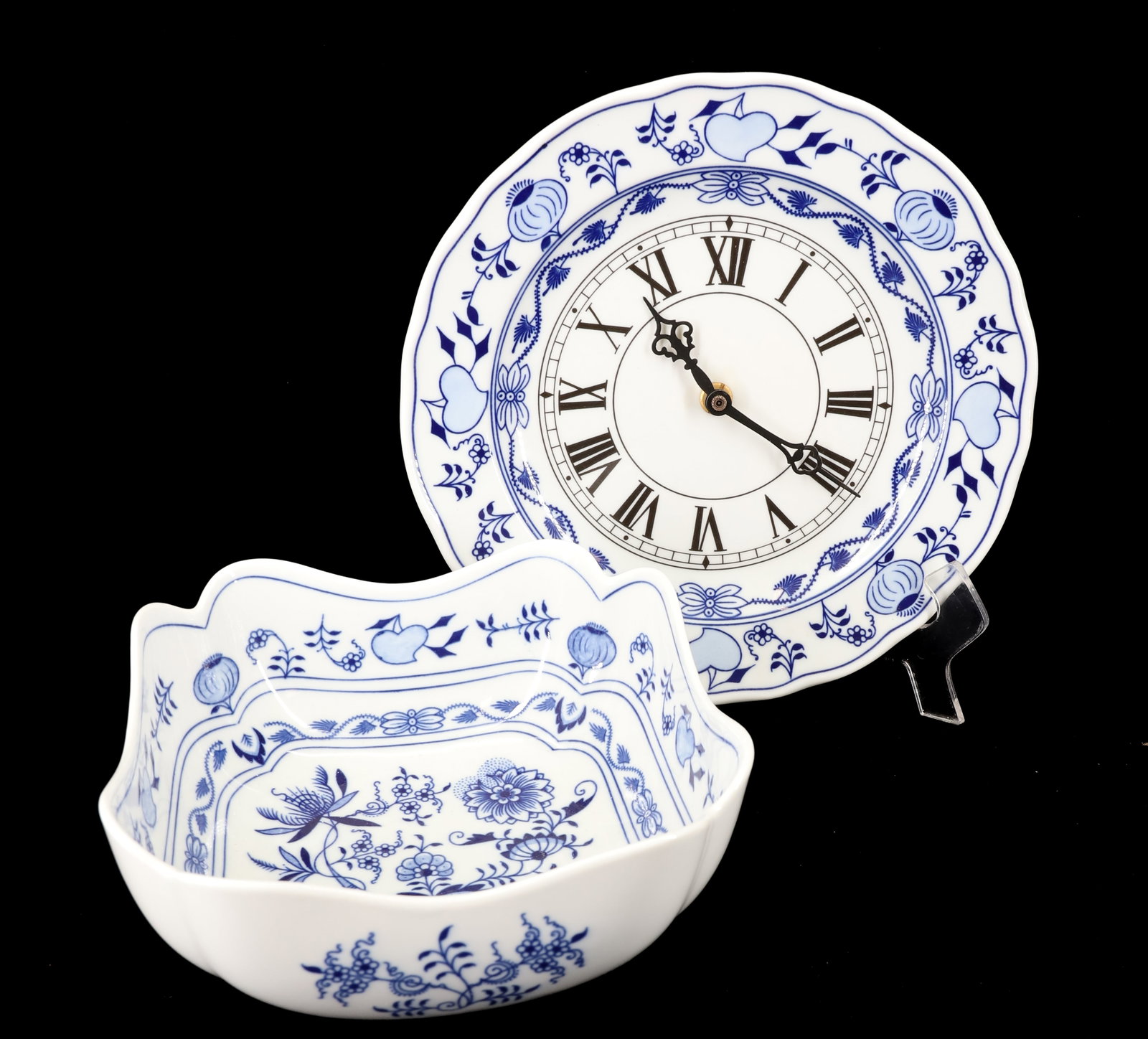 VINTAGE (2) BLUE ONION PORCELAIN ZWEIBELMUSTER: SQUARE SERVING BOWL AND ELECTRIC WALL CLOCK BY ZWEIBELMUSTER CZECH REPUBLIC 3 1/4" X 7" DIA, 10"DIA PLEASE READ CAREFULLY - Terms for Purchasing and Shipping of Auction Items. Please read carefully be