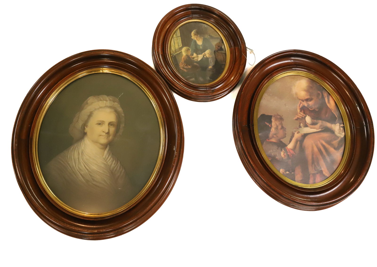 (3) VICTORIAN OVAL WALNUT FRAMES WITH PRINTS: OVAL FRAME SEWING PRINT 13 1/2" X 11 1/2",OVAL FRAME WITH GRANDMOTHER AND CHILD 19" X 15 1/2", OVAL FRAME WITH MARTHA WASHINGTON 21 1/2" X 18" ALL WITH GOLD LINER FRAME PLEASE READ CAREFULLY - Terms f