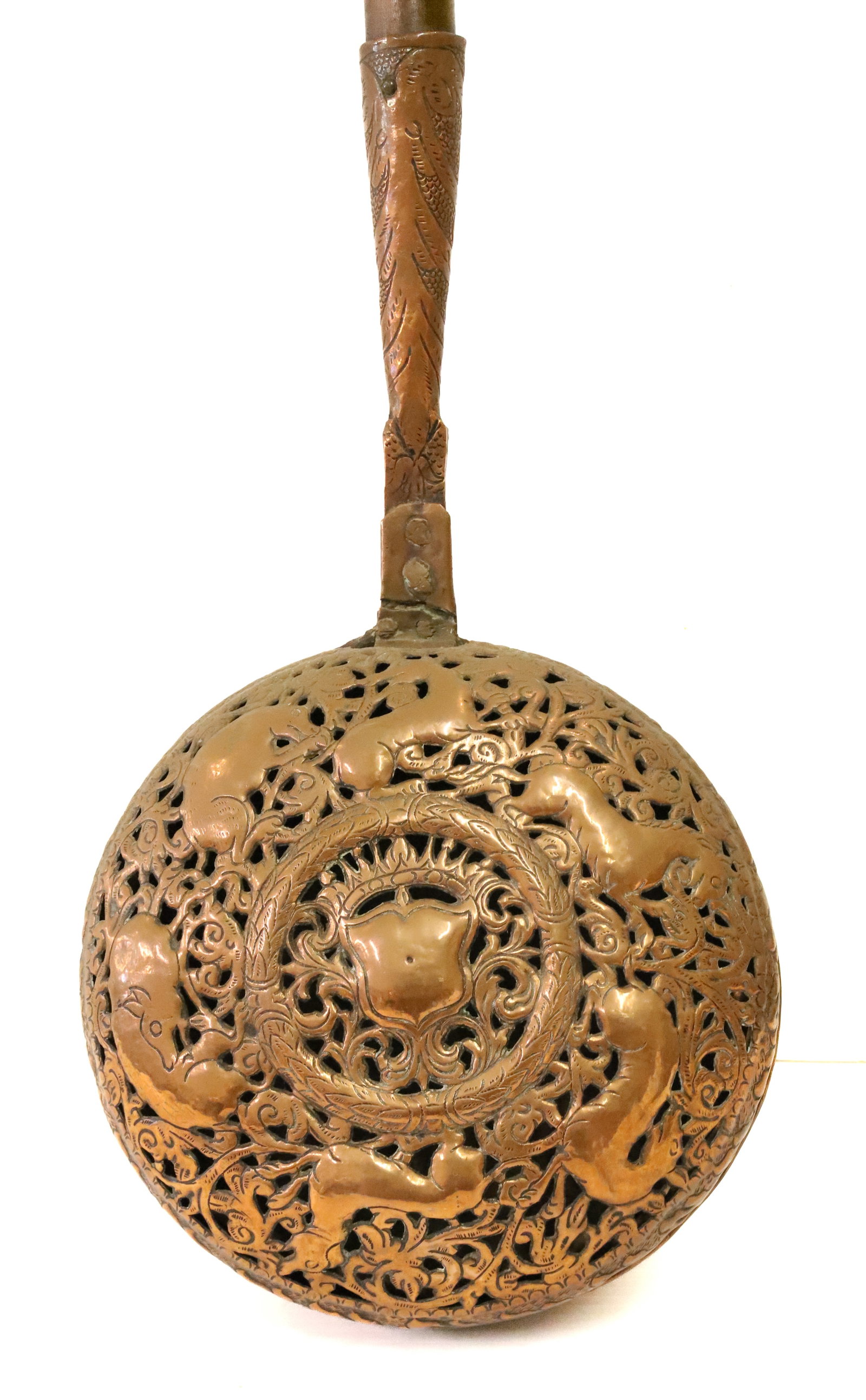 ANTIQUE HAND WROUGHT COPPER BED WARMER: POSSIBLY GERMAN HAND CHASED AND RETICULATED WITH LATHE TURNED HANDLE ALL ORIGINAL 43" X 9" PLEASE READ CAREFULLY - Terms for Purchasing and Shipping of Auction Items. Please read carefully before bidd