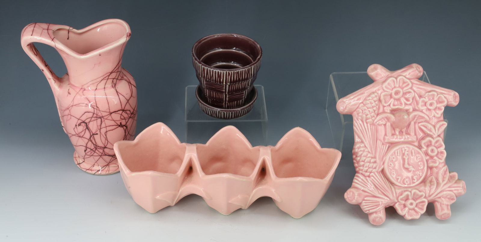 LOT OF POTTERY FLOWER POTS AND MORE (1 of 3)