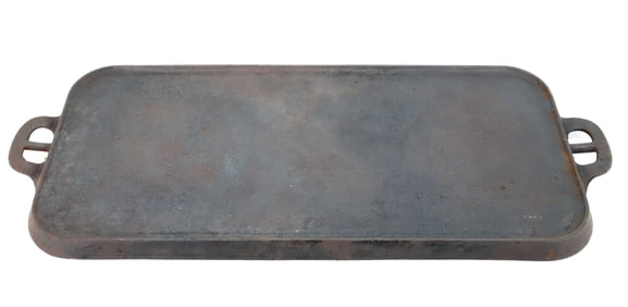 CAST IRON GRISWOLD GRIDDLE, 8