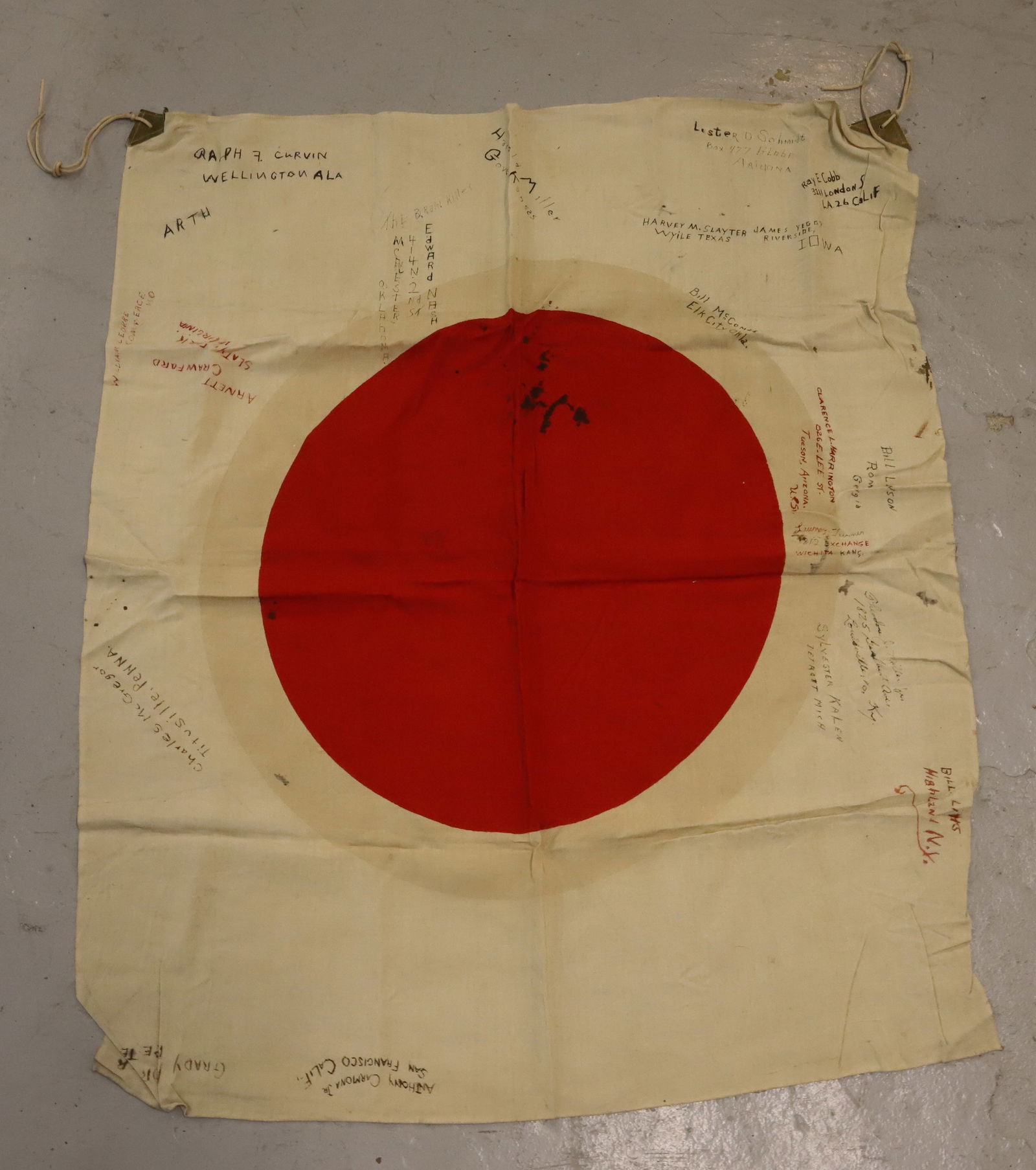 JAPANESE FLAG SGND. BY SOLDIERS (1 of 6)