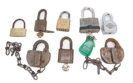 LOT OF VINTAGE LOCKS