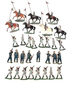 LOT OF PAINTED LEAD SOLDIERS