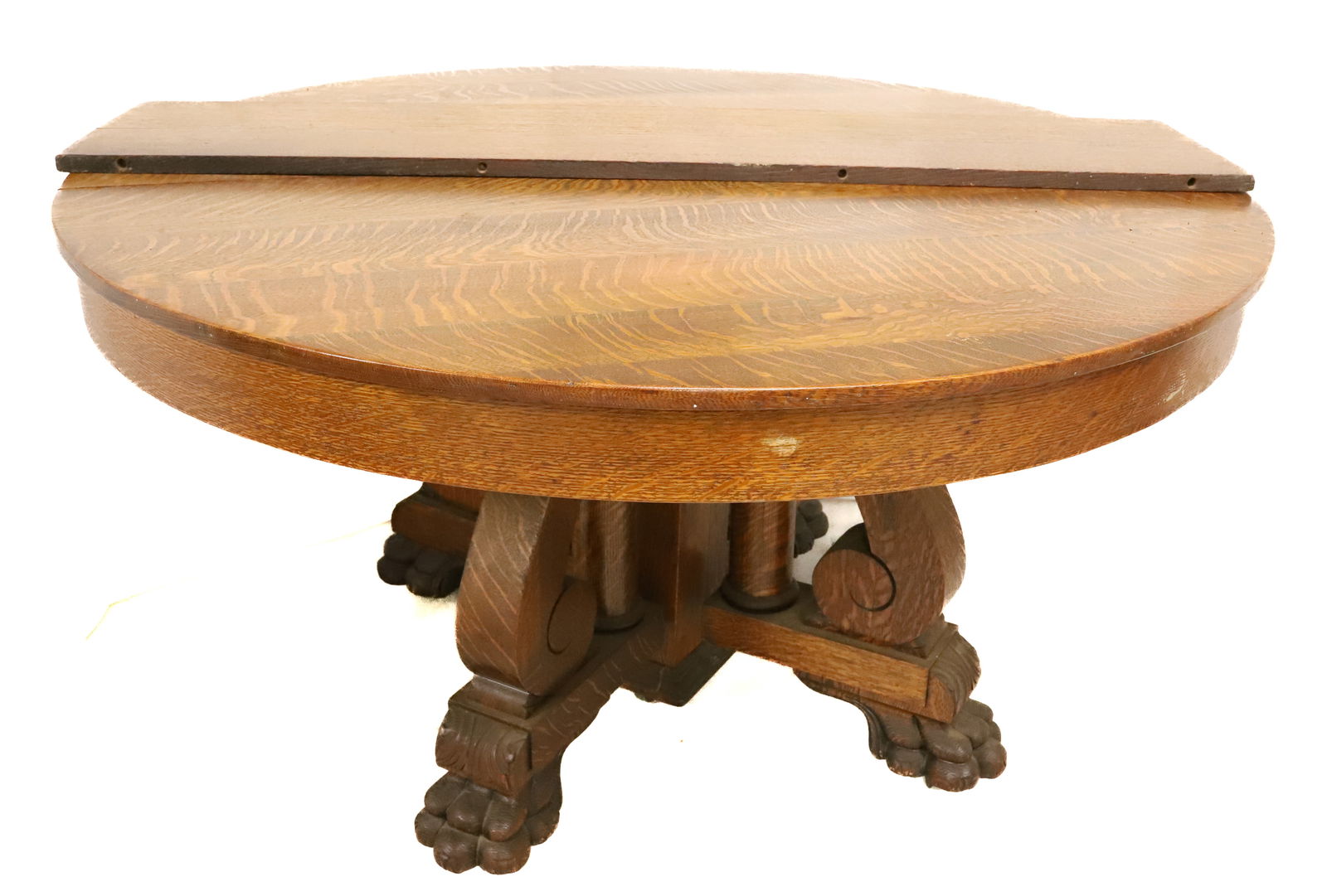 ROUND OAK TABLE (1 of 4)