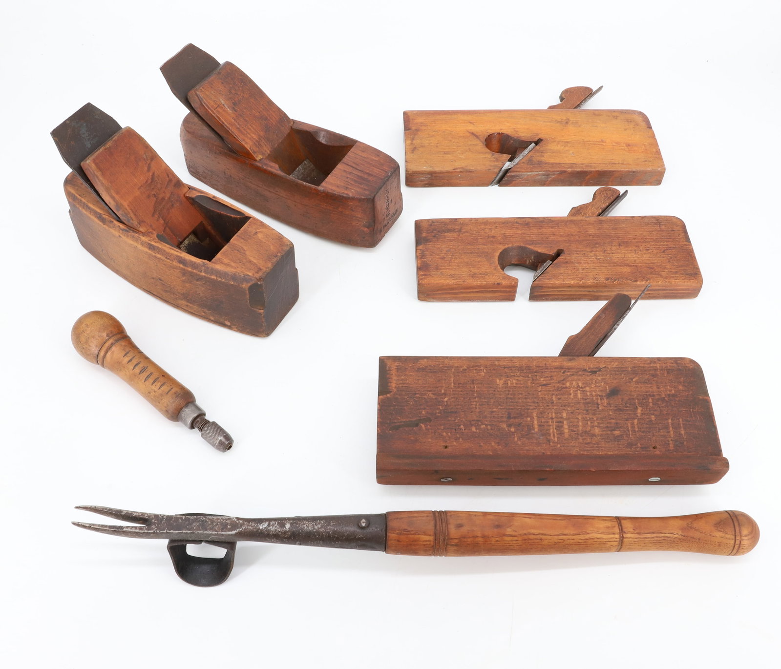 LOT OF ANTIQUE TOOLS: WOODEN PLANES AND TOOLS. LARGEST 17 3/4" L. PLEASE READ CAREFULLY - Terms for Purchasing and Shipping of Auction Items. Please read carefully before bidding. All payments for purchases will be made th