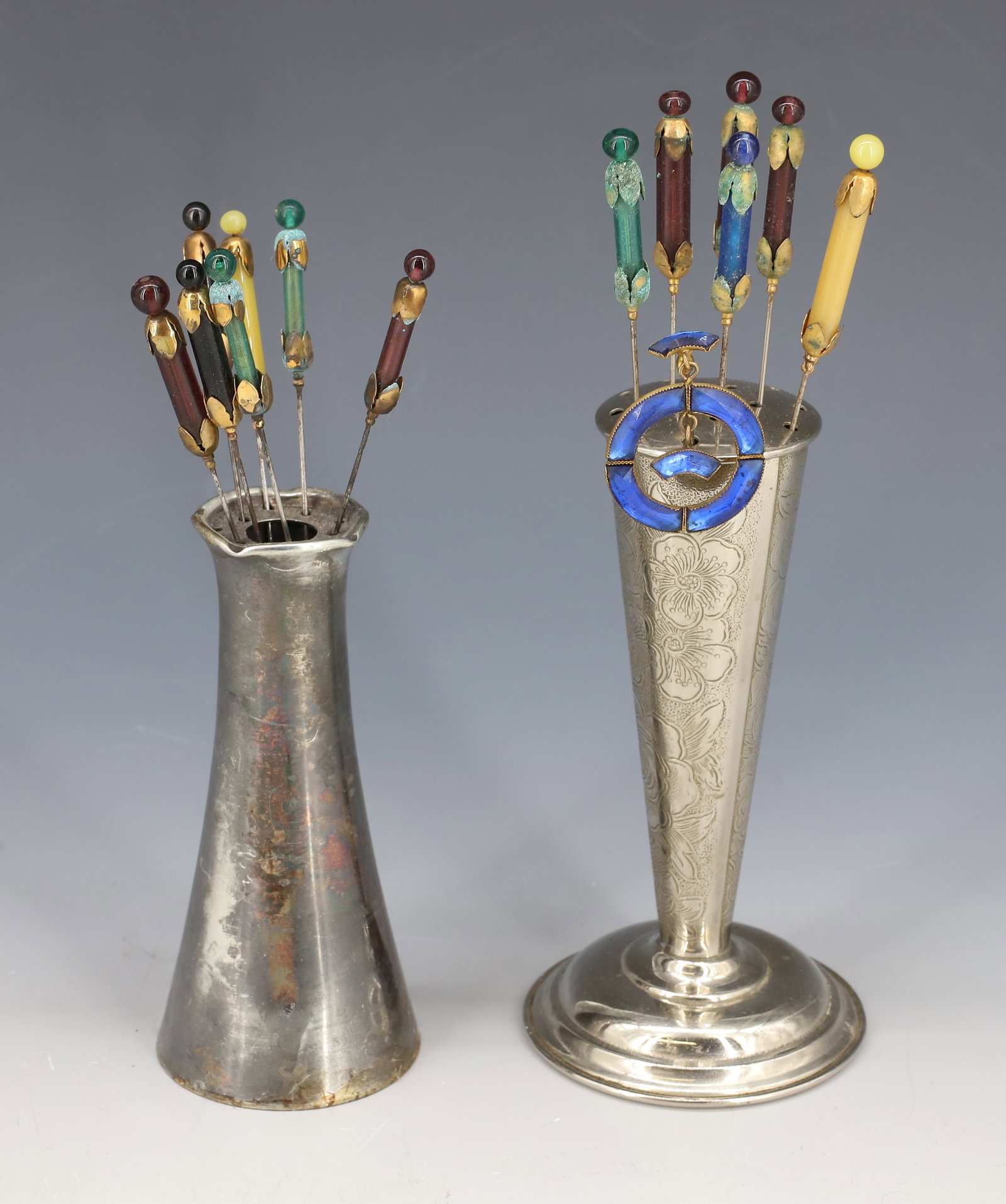 (14) ART DECO HAT PINS AND TWO HOLDERS: GLASS BEADS WITH BRASS MOUNTS POLISHED BLUE GLASS WITH DROP SILVERPLATE AND METAL HOLDERS 7" PLEASE READ CAREFULLY - Terms for Purchasing and Shipping of Auction Items. Please read carefully before bi