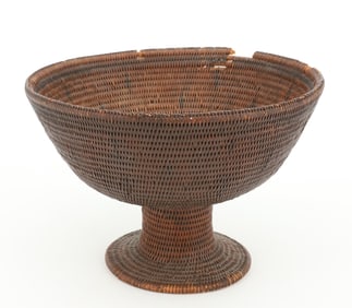 NATIVE AMERICAN FOOTED BASKET