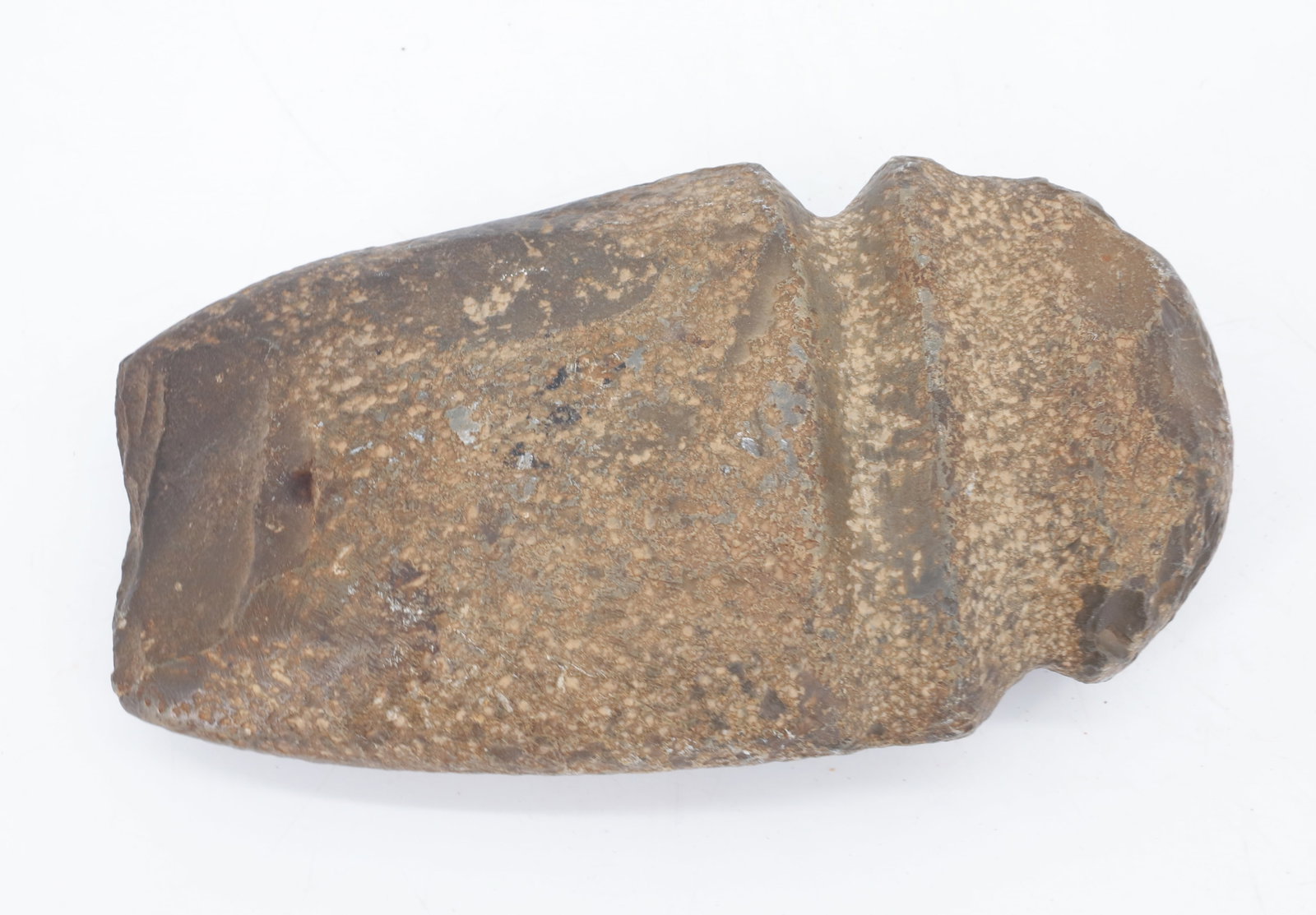 NATIVE AMERICAN AXE HEAD: GROOVED AXE HEAD. 6 1/2" L. PLEASE READ CAREFULLY BEFORE BIDDING. ALL PAYMENTS MUST BE MADE BEFORE ITEMS CAN BE SHIPPED. BUYERS CAN PAY VIA LIVE AUCTIONEERS PAYMENT CENTER IF HAVING ITEMS SHIPPED OR W